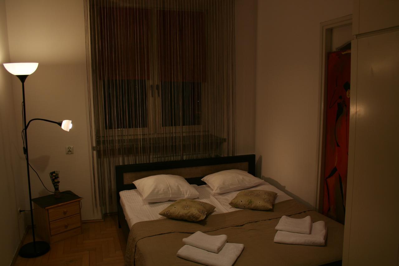 Apartamenty Varsovie Zelazna Exterior photo