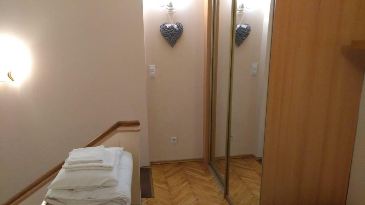 Apartamenty Varsovie Zelazna Exterior photo
