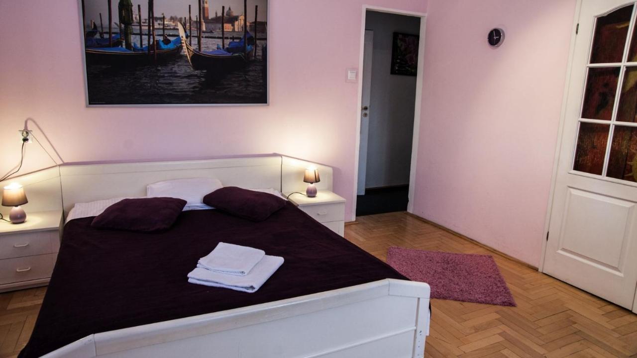 Apartamenty Varsovie Zelazna Exterior photo